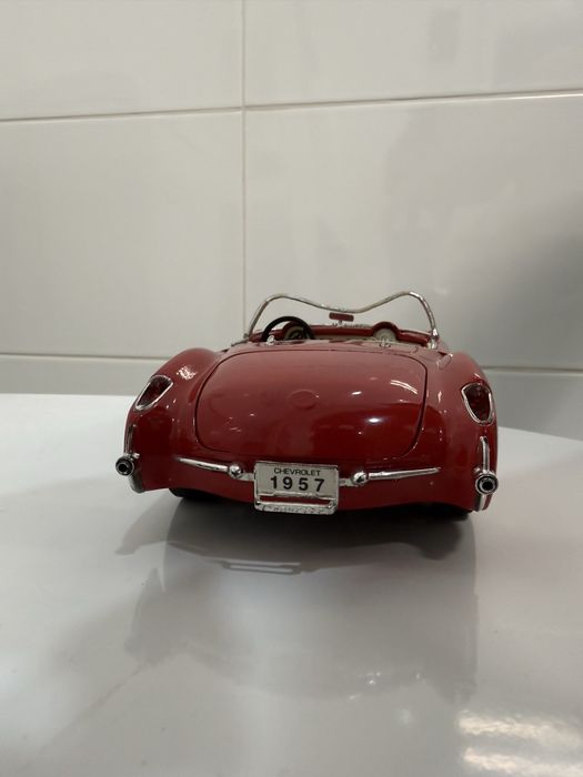 Chevrolet Corvette 1/18
