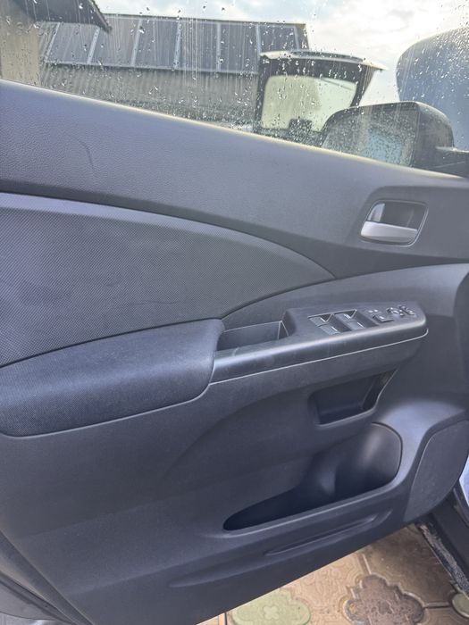 Продам Honda CR-V