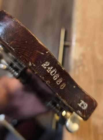 Gitara  akustyczna Levin model 19 parlor