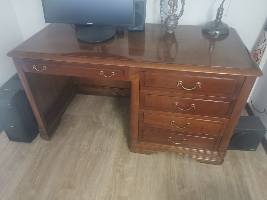 Secretária Madeira Maciça