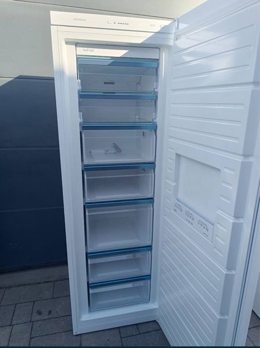 Продам Морозильну Камеру Siemens GS33NEWEV/02 A+++ NoFrsost