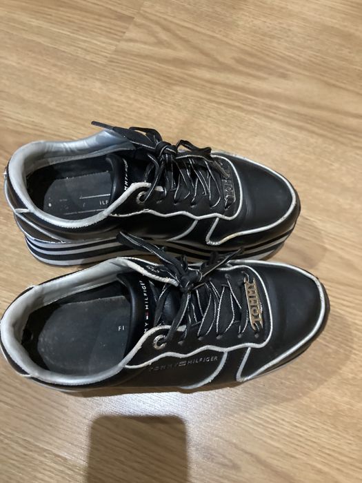 Sapatilhas senhora Tommy tam 36 em bom estado