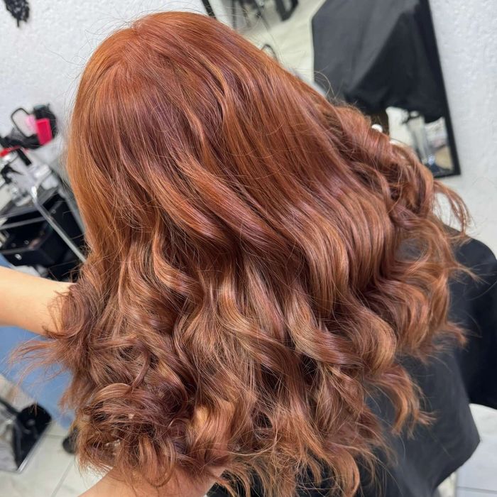 Бровари !Майстер Вікторія перукар-універсал