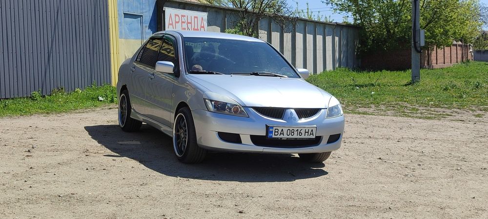 Mitmitsubishi lancer 9