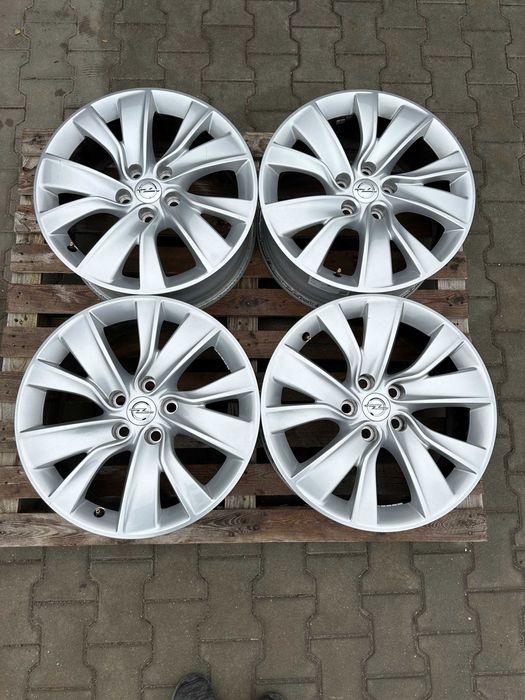 5x115 7,5j x 18" et41 OPEL OE Insignia Astra z czujnikami cisnienia