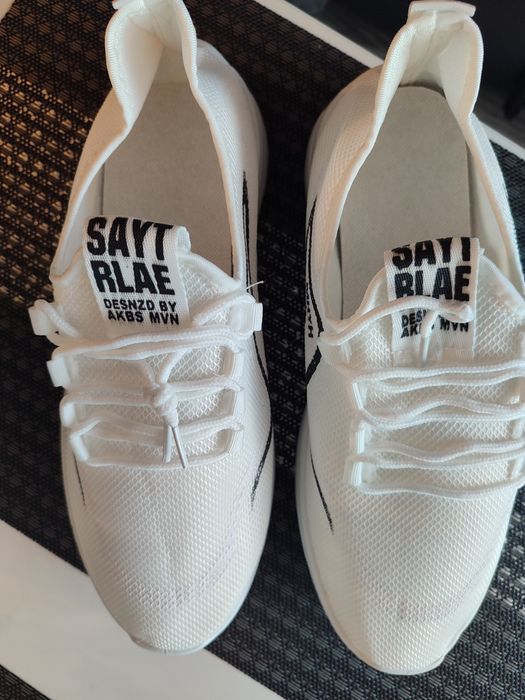 Buty sportowe , letnie rozmiar 44