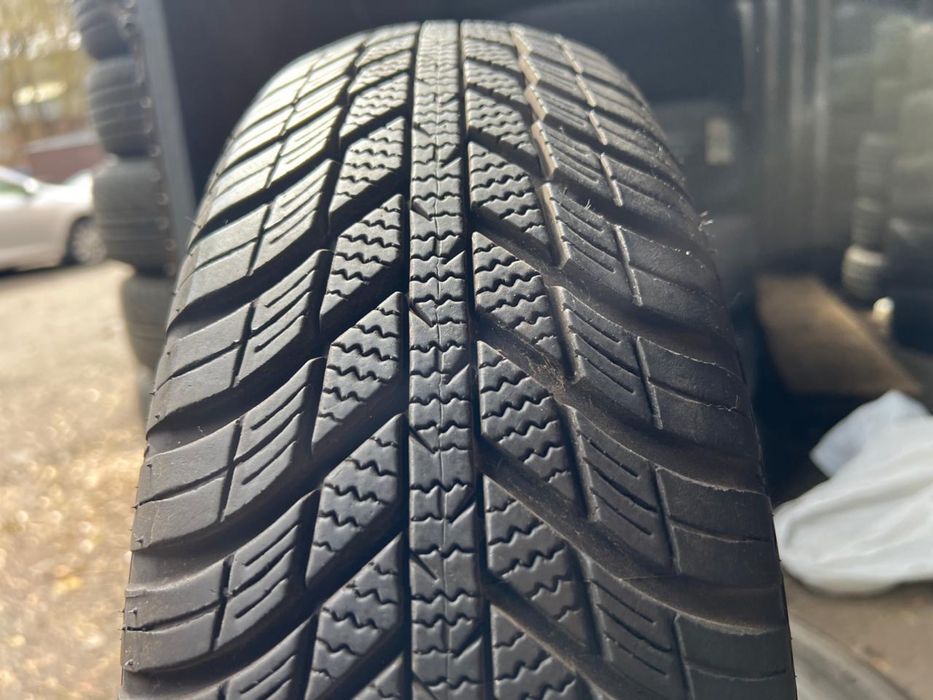 распаровка шины б/у 185/70 R14 Nexen Nblue 4season