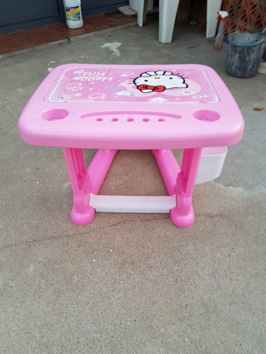 Secretaria Criança HELLO KITTY