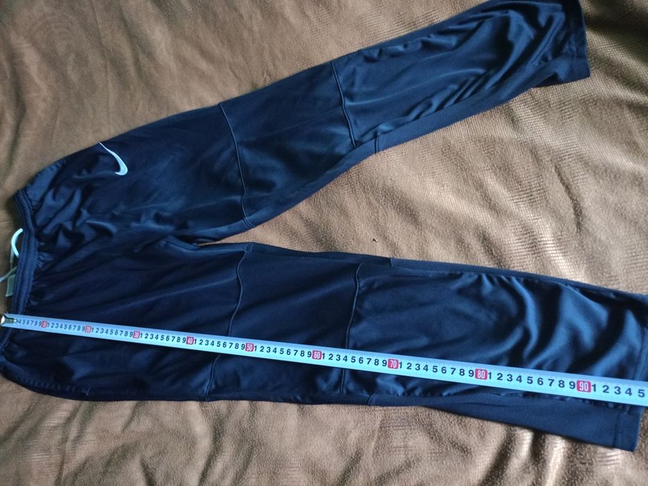 Спортивные штаны Nike