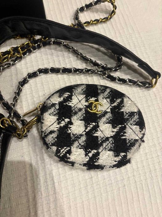 Chanel torebka etui kosmetyczka czarna
