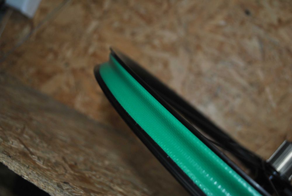 Oryginalne Koło tył Woom off discotech 24 czarne 844g 25x507 Alexrims