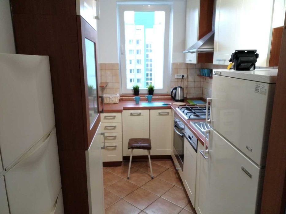 Pokój w 4 pokojowym mieszkaniu na Langego 6/Umowa do 31.12.2025/719