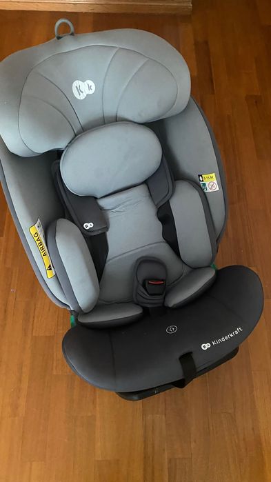 Cadeirinha carro seminova 360° kinderkraft isofix giratória