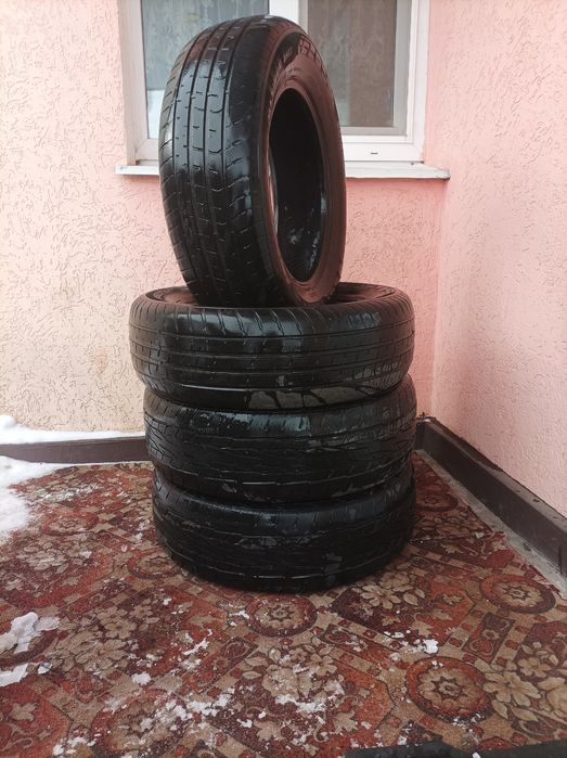 Літні шини 215 65 р 16