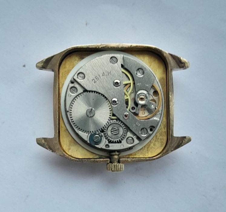 Часы женские Ракета, позолота Au1