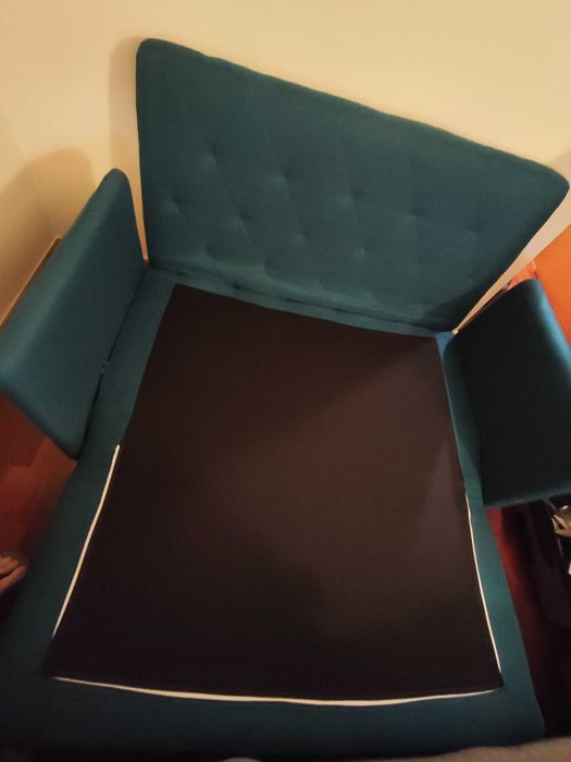 Vendo sofá cama verde em perfeito estado