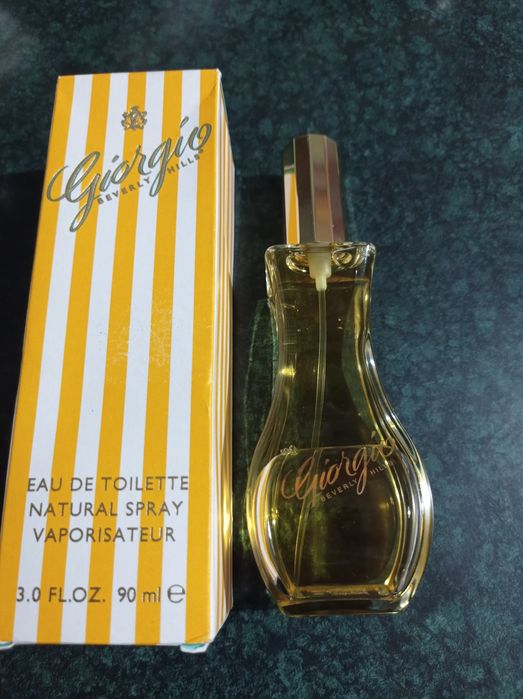 Woda toaletowa Giorgio Beverly Hills.