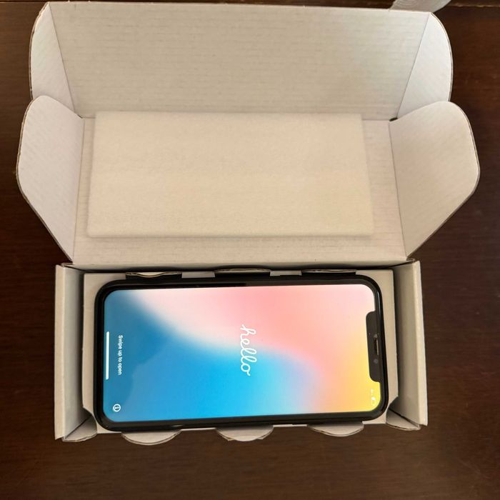 Apple Iphone XR smartfon