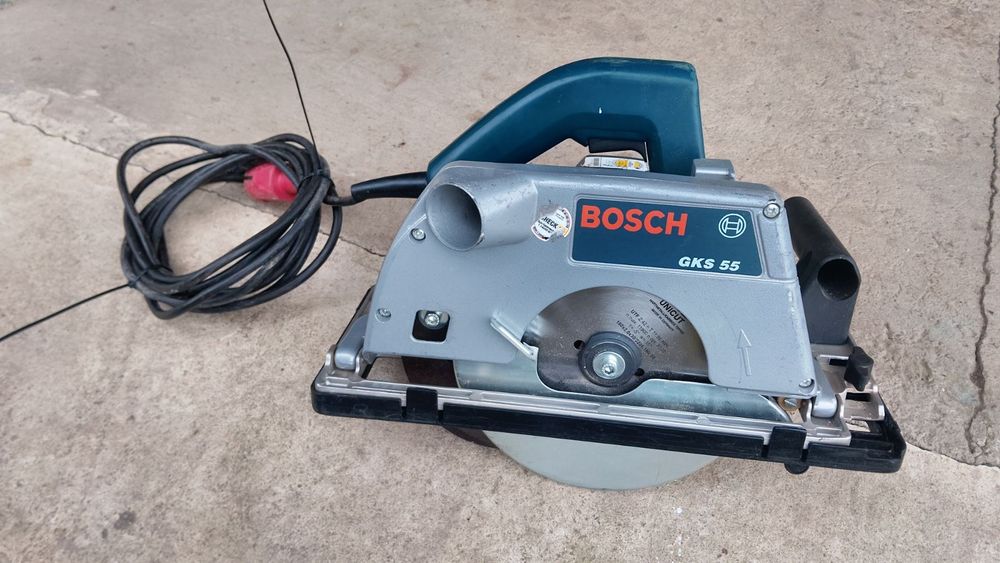 Потужна Циркулярка Bosch gks 55 220v