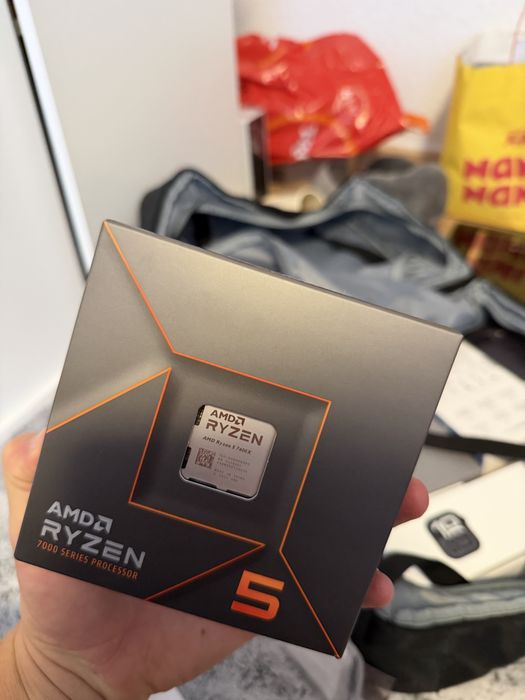 Amd Ryzen 5 7600X нова запакована