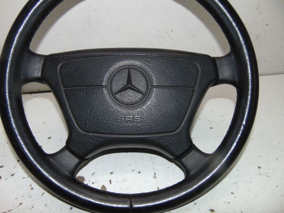 Mercedes c 1998 ou E volante