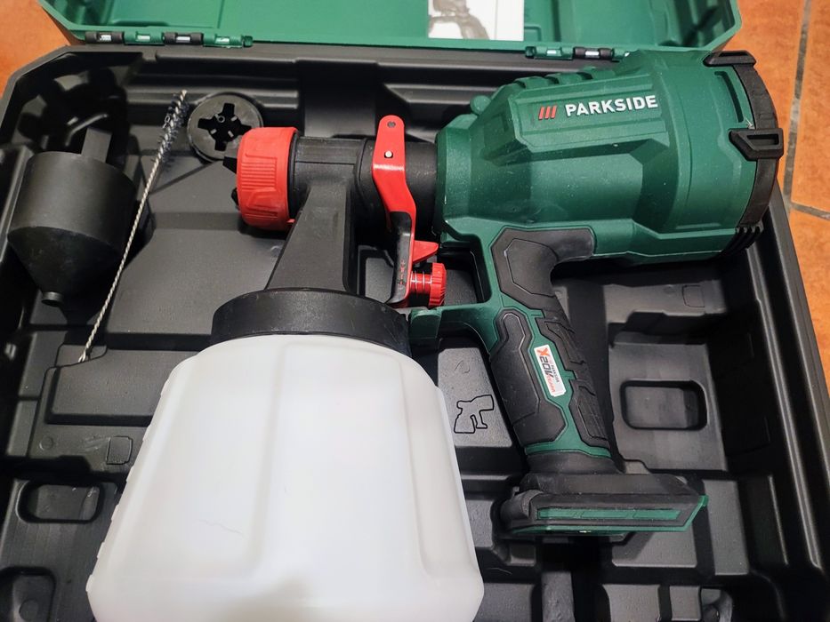 Pistola de Pintura Parkside a bateria
