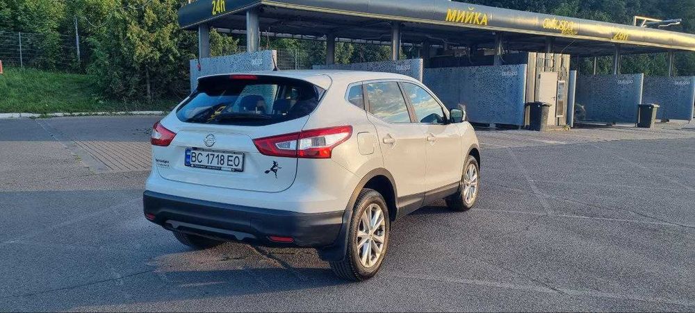 Nissan Qashqai 2015  білий перламутр