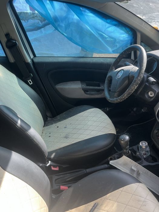 Бампер задний фиат гранде пунто  линея  FIAT LINEA GRANDE PUNTO крышка