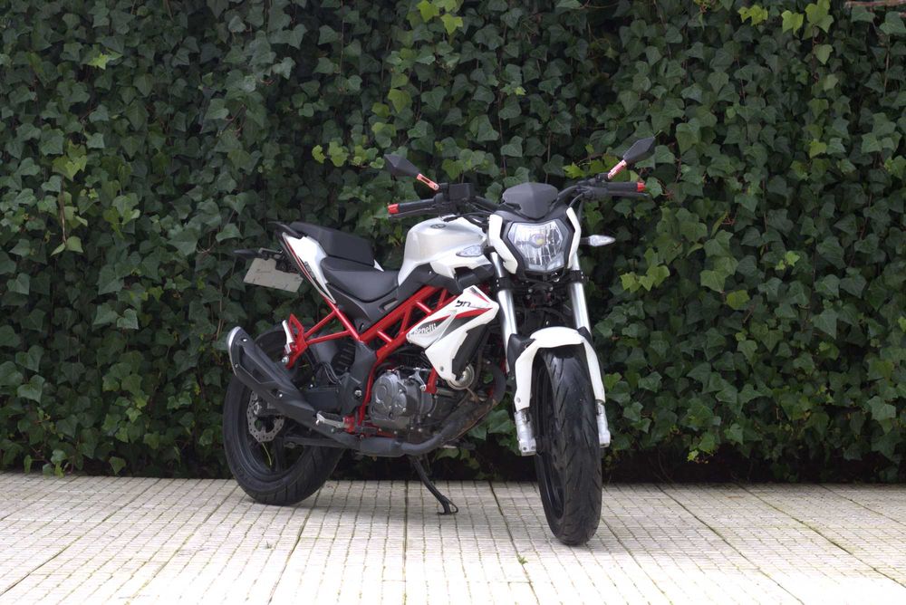 Benelli BN 125 C/Garantia como nova!!!