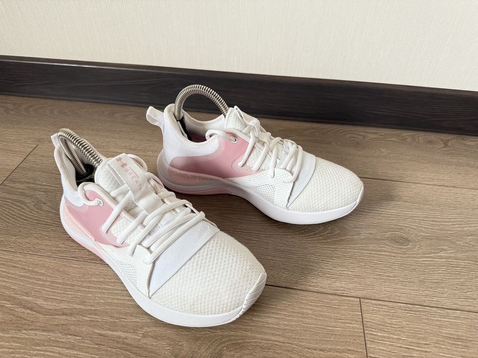 Кросівки Under Armour 39  розмір