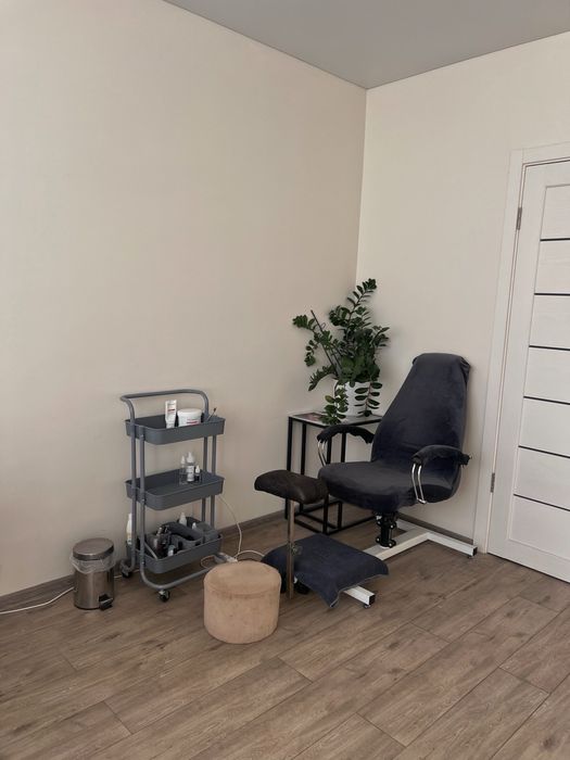 Робоче місце майстра манікюру/педикюру ТЕПЛО + ГЕНЕРАТОР НА БУДИНОК