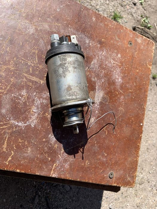 Втягивающее реле стертера на Ваз 2101-2107