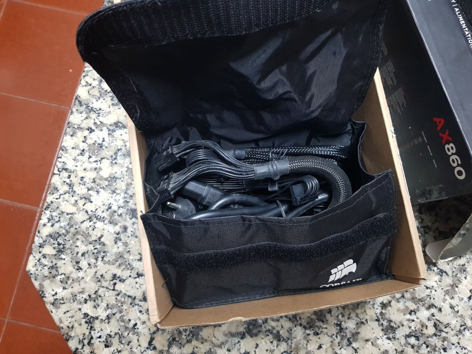 Corsair Platinum AX860 Power Supply64738491819138124