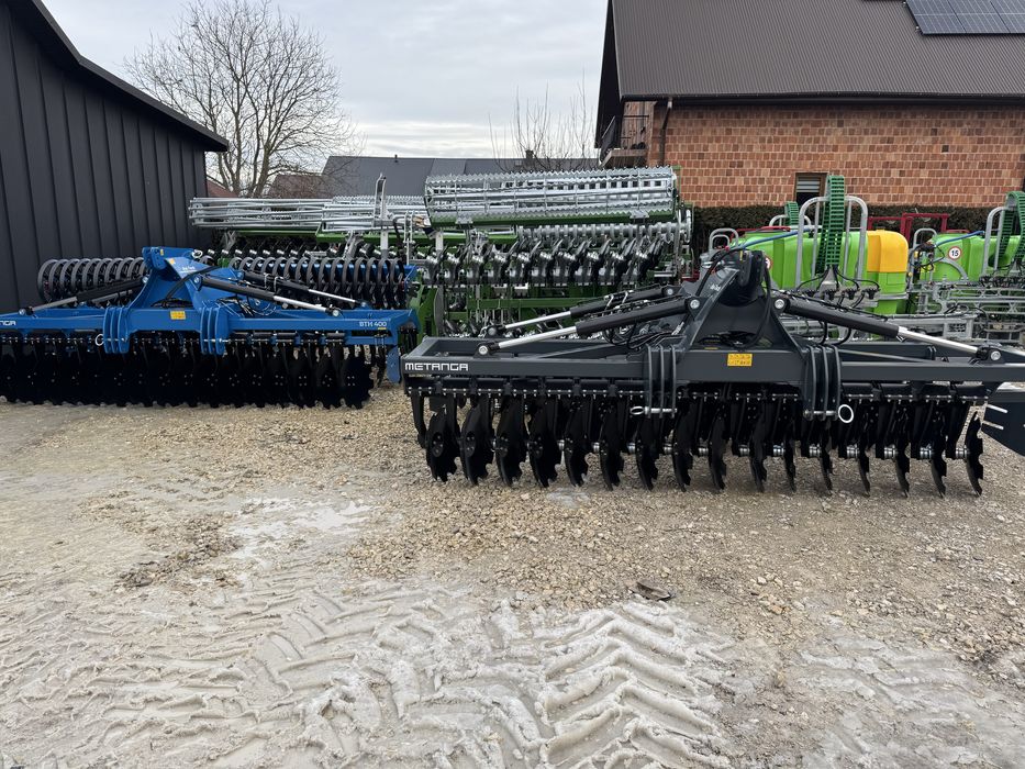 Brona talerzowa hydrauliczna hydraulicznie Metanga BTH 4;4,5;5;5,5;6m