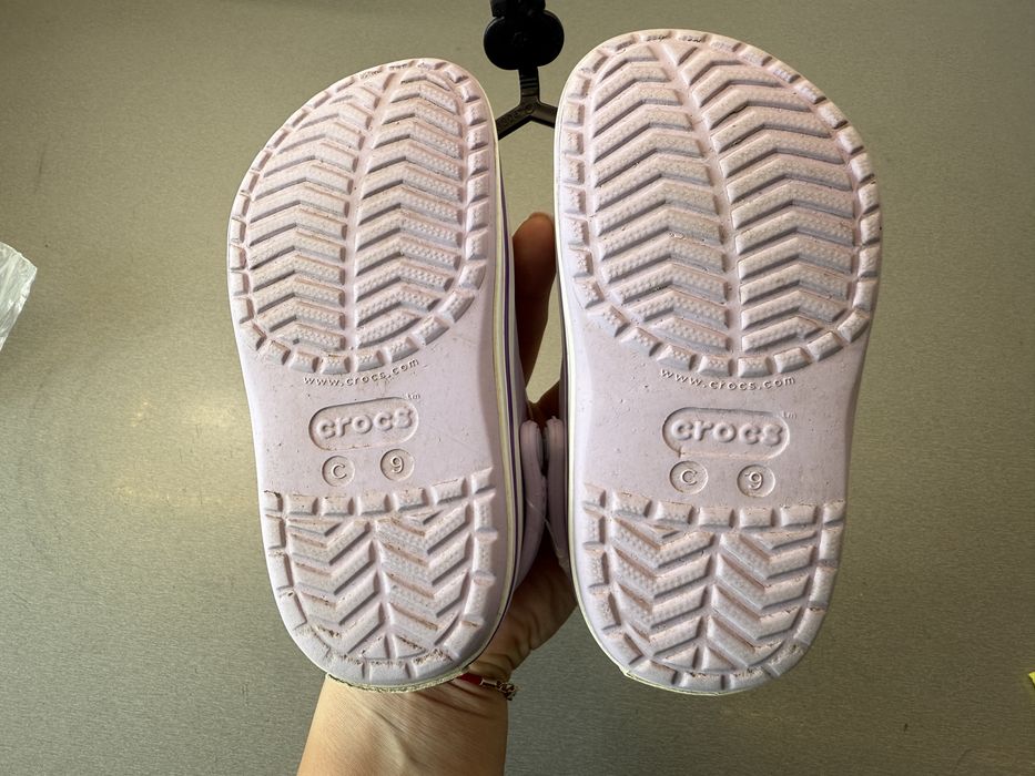 Продам Crocs (крокси)