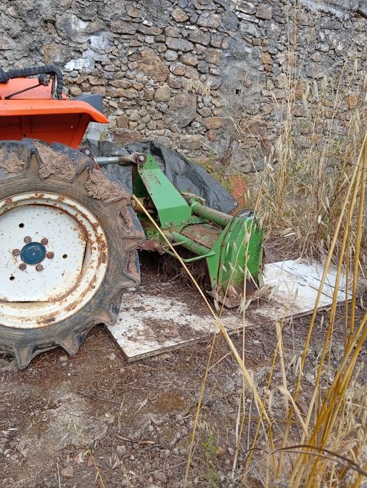 Trator rural  usado