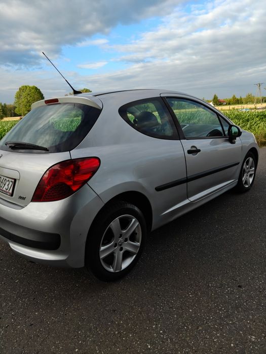 Peugeot 207 1.6 hdi