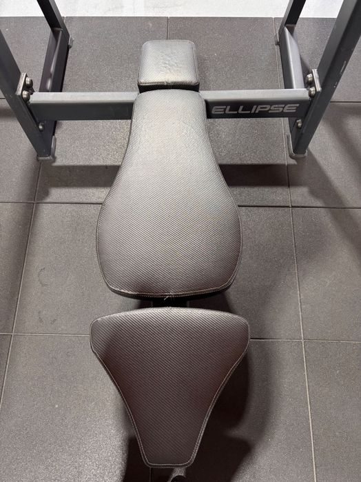 Banco supino musculação