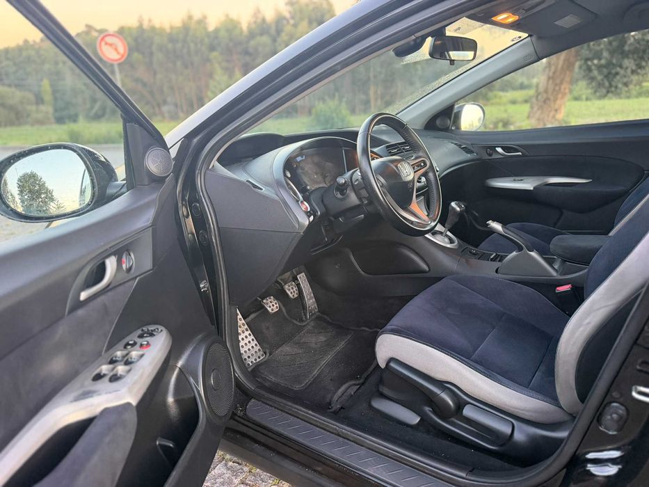 Honda Civic 1.4 i-DSI 200.000 kms