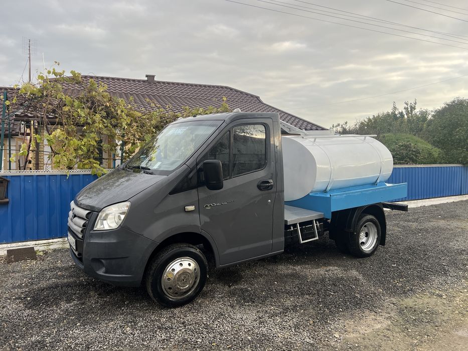 Газель Некст молоковоз