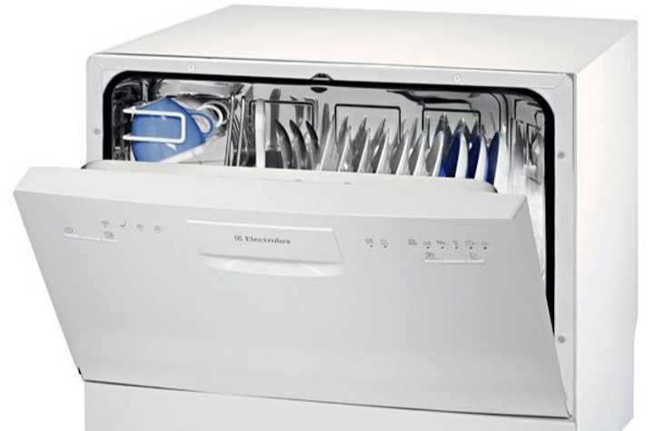 Посудомийна машина Electrolux ESF2200DW на запчастини