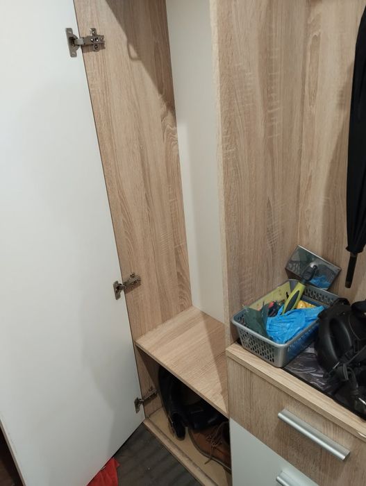 Szafa do przedpokoju