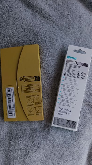 Zestaw kabla i szkła na iPhone 11 pro