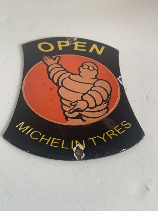 Placa esmalte Michelin