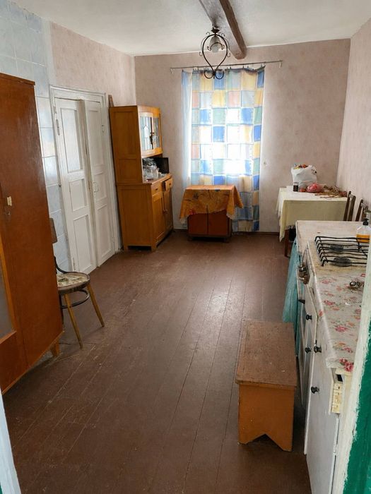 Продам будинок, в затишному районі, недалеко від центру м.Радомишль