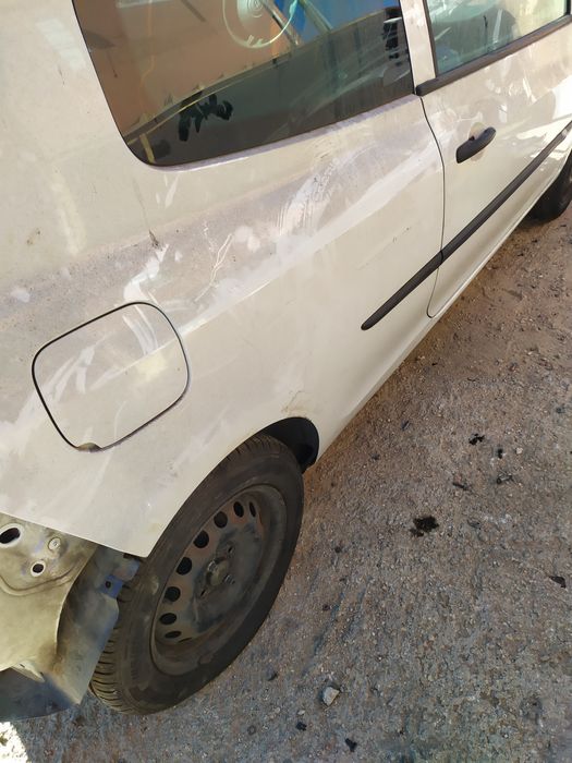 Peças Renault Clio lll comercial 1.5 DCI de 2009