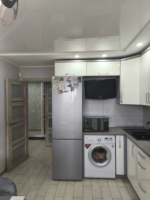 Продам 2 квартиру новострой. Пр-т Лушпы 5.