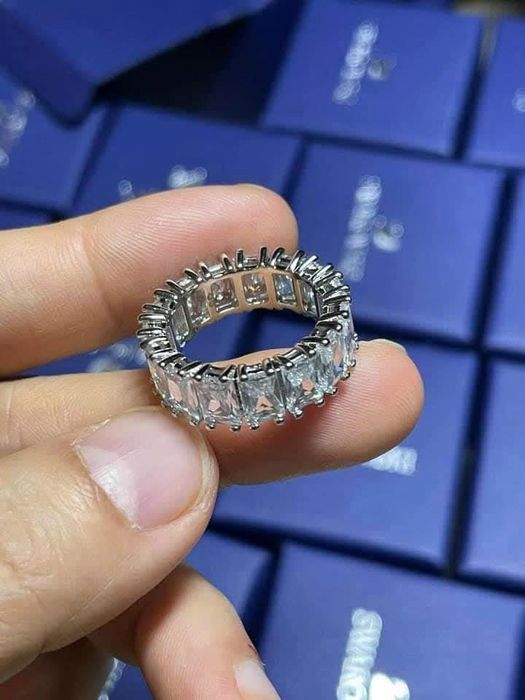 Каблучка Swarovski  matrix 58 р