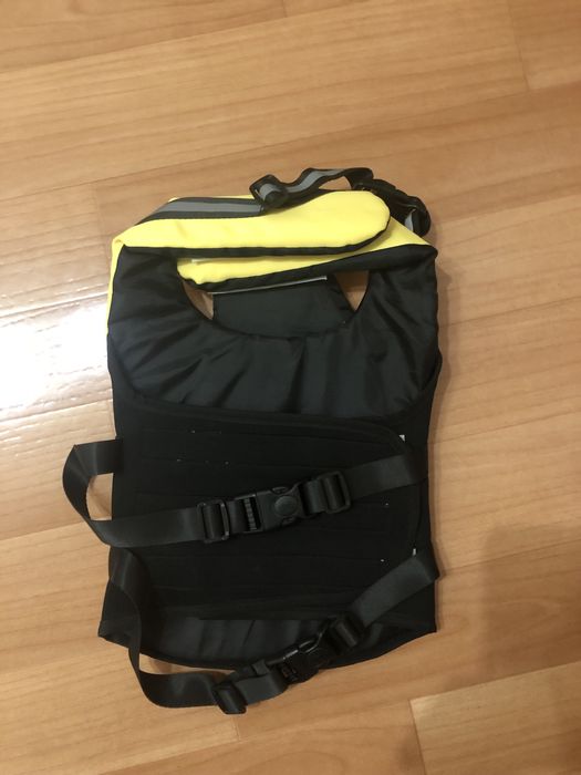 Спасательный жилет для собак