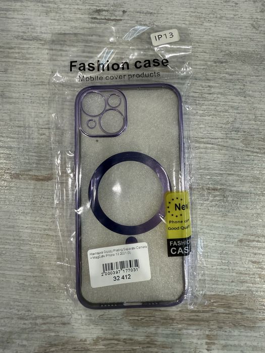 Чехол на iPhone 13